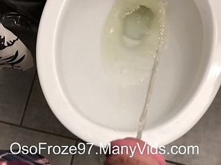 Naughty OsoFroze Cumswap in Doctor'_s Toilet HD